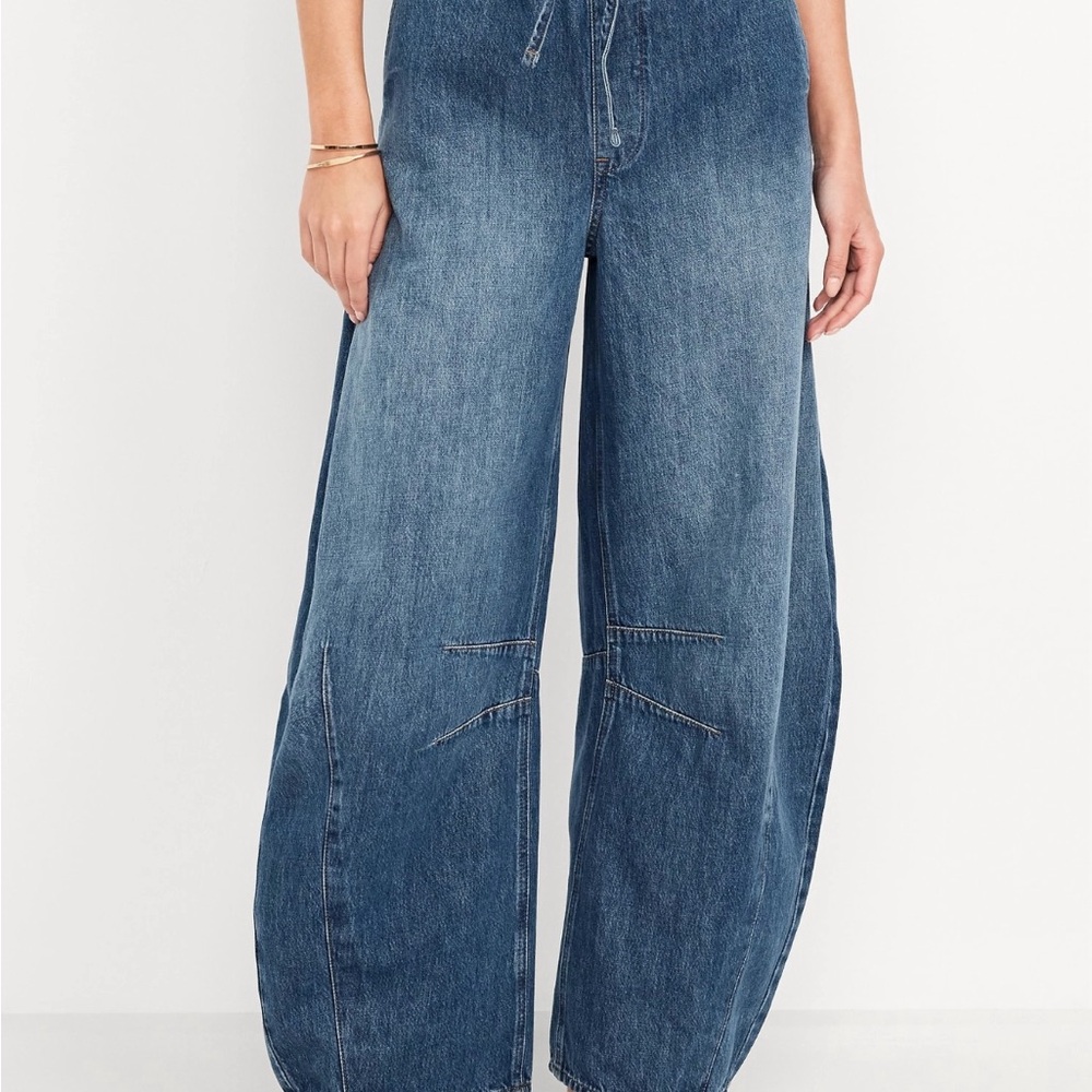 Old Navy Women's Denim Pull-On Barrel-Leg Jeans — Large
